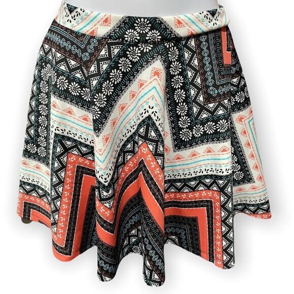 NWOT Popular Basics Multi Pattern Skater Skirt - Picture 2 of 5